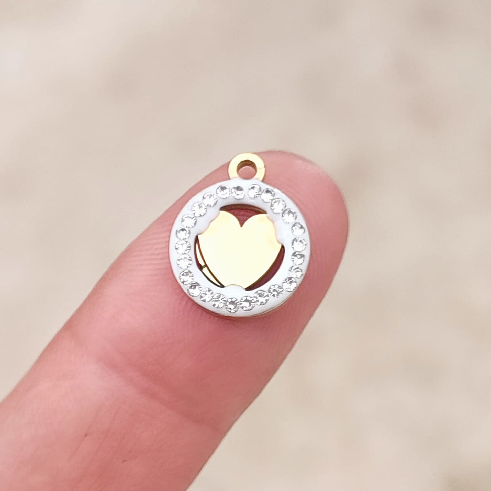 ÇLS-41 A Kalite Kaplama Altın Renk 316L Cerrahi Çelik Taşlı Kalp Sallantı