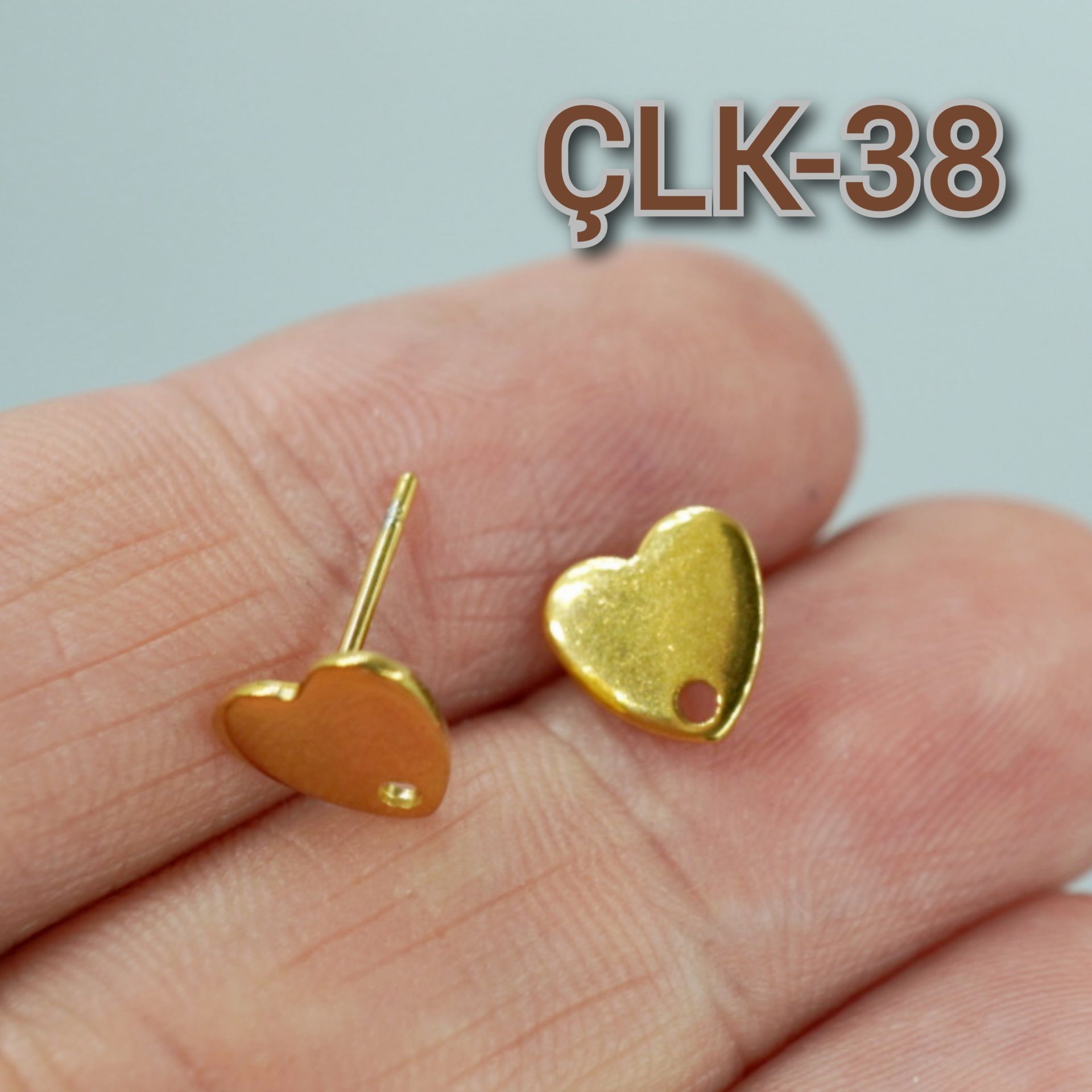 ÇLK-38 A Kalite Kaplama Altın Renk 316L Cerrahi Çelik Kalp Küpe Çivisi 8 mm