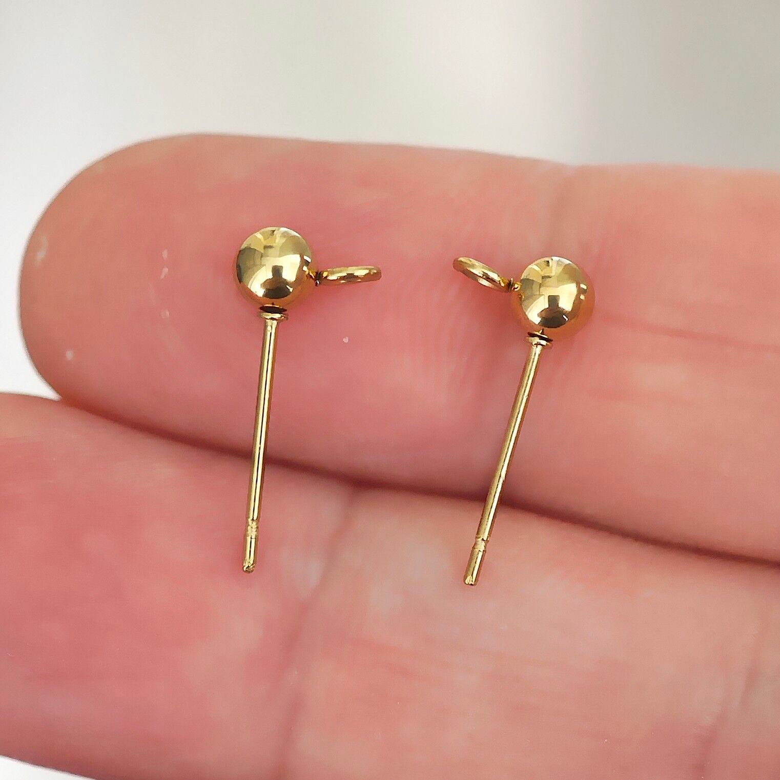 ÇLK-041 A Kalite Kaplama Altın Renk 316L Cerrahi Çelik Top Küpe Çivisi 4 mm