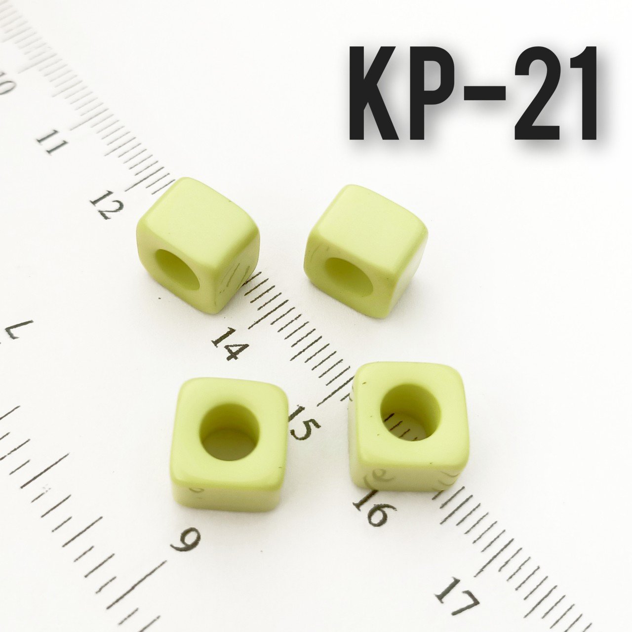 KP-21 Uçuk Yeşil Akrilik Küp Boncuk 9*7 mm