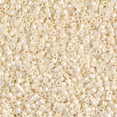 NO:258 Miyuki Delica , Miyuki Boncuk 11/0 DB203  Bej, Opak, Sırlı Parlak