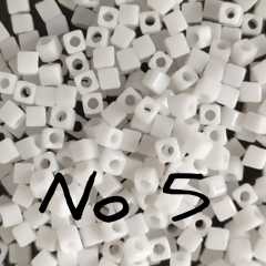 1.8 mm No:05 Miyuki Küp Boncuk , Miyuki Square Boncuk 5 gr Beyaz