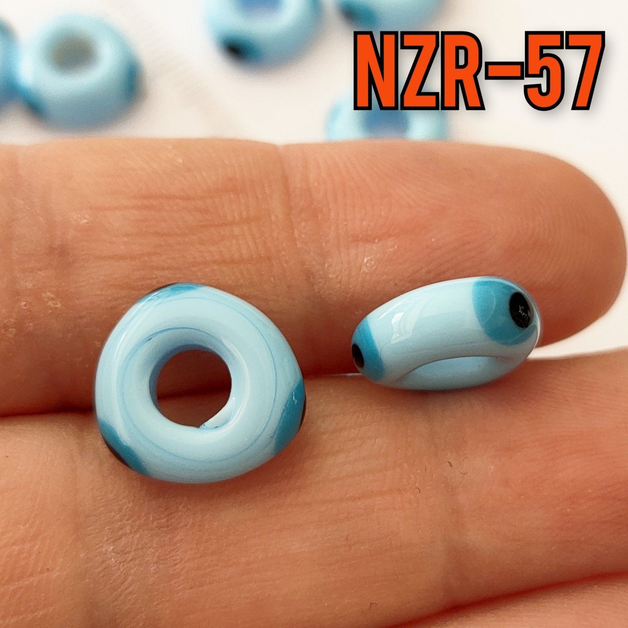 NZR-57 Murano Silindir 3 Gözlü Nazar Boncuğu Açık Nostaljik Mavi 14*5 mm