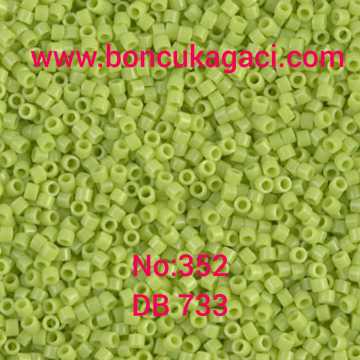 NO:352 Miyuki Delica , Miyuki Boncuk 11/0 DB733 Opak Açık Yeşil