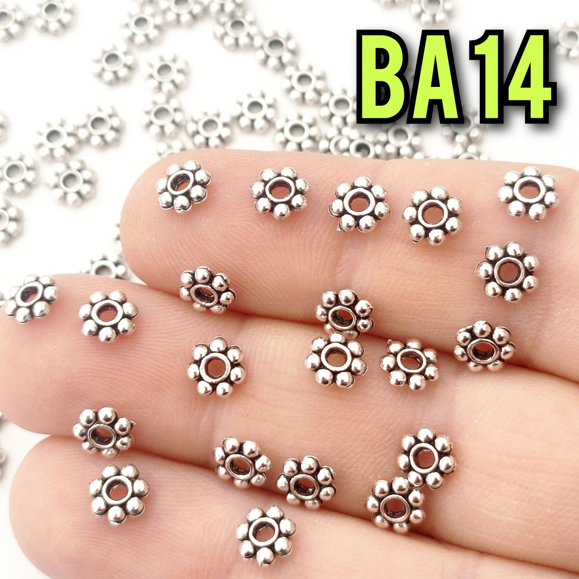 BA 14 Boyalı Gümüş Renk Çiçek Boncuk Arası 6 mm