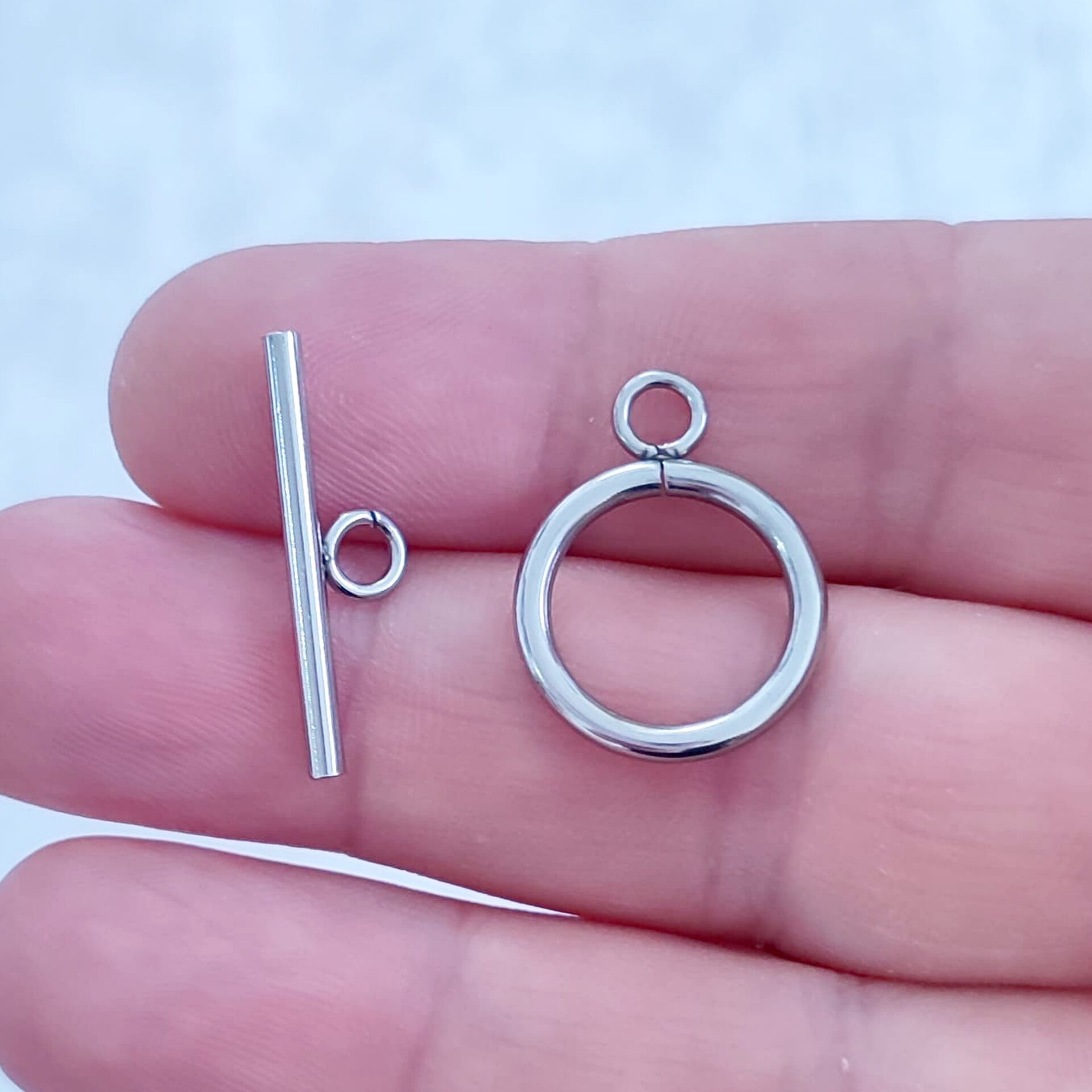 ÇLA-42 A Kalite Gümüş Renk 316L Cerrahi Çelik T-Kilit 16 mm (büyük boy)