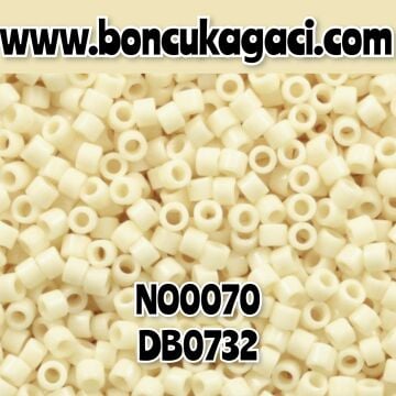 NO:070 Miyuki Delica Boncuk 11/0 DB0732 Opak Krem