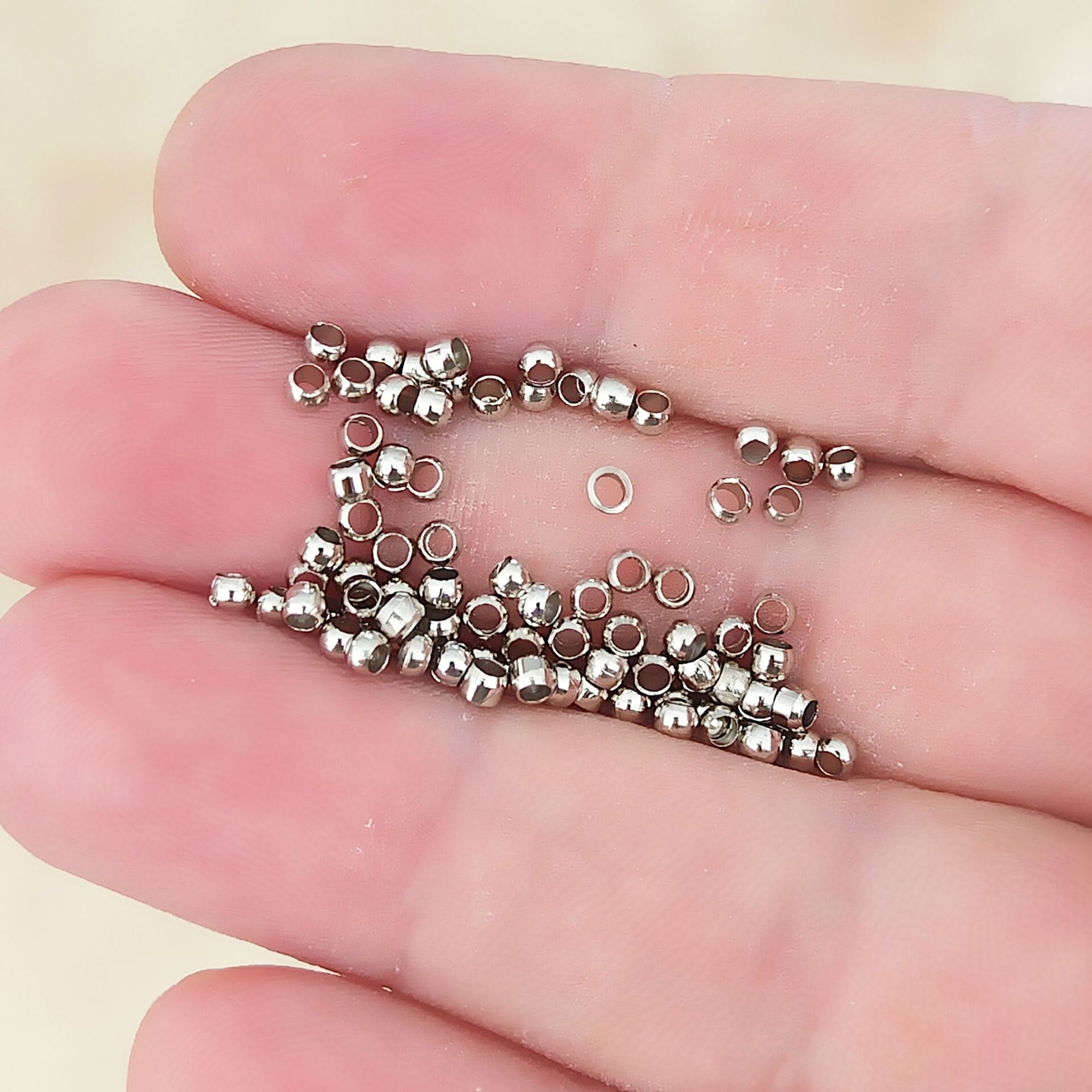 BT-08 Gümüş Renk 2.5 x 1.5 mm Yuvarlak Bit Sıkıştırma