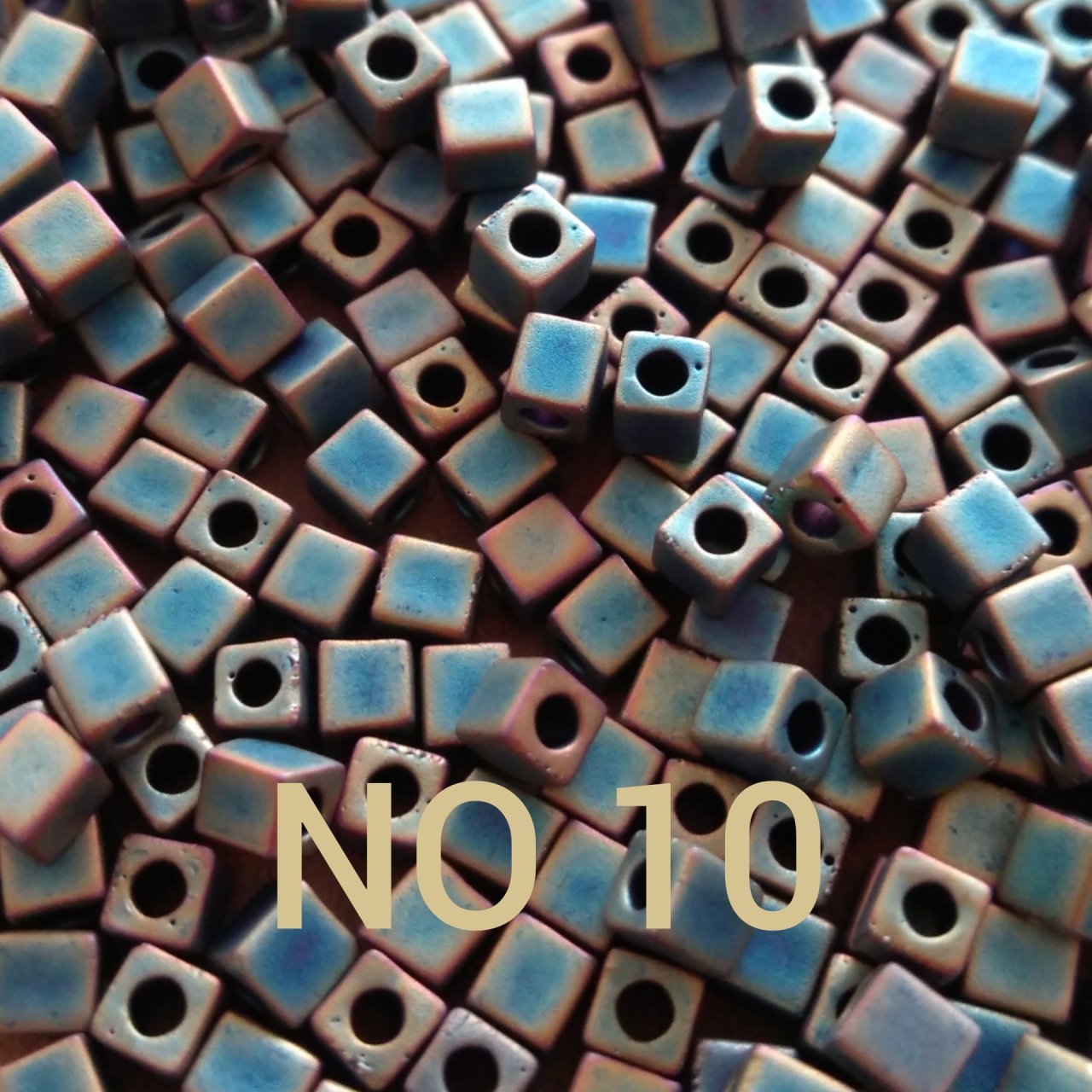 Miyuki 3 mm Küp Boncuk No:10  Mat Yeşil Janjanlı 5 gr