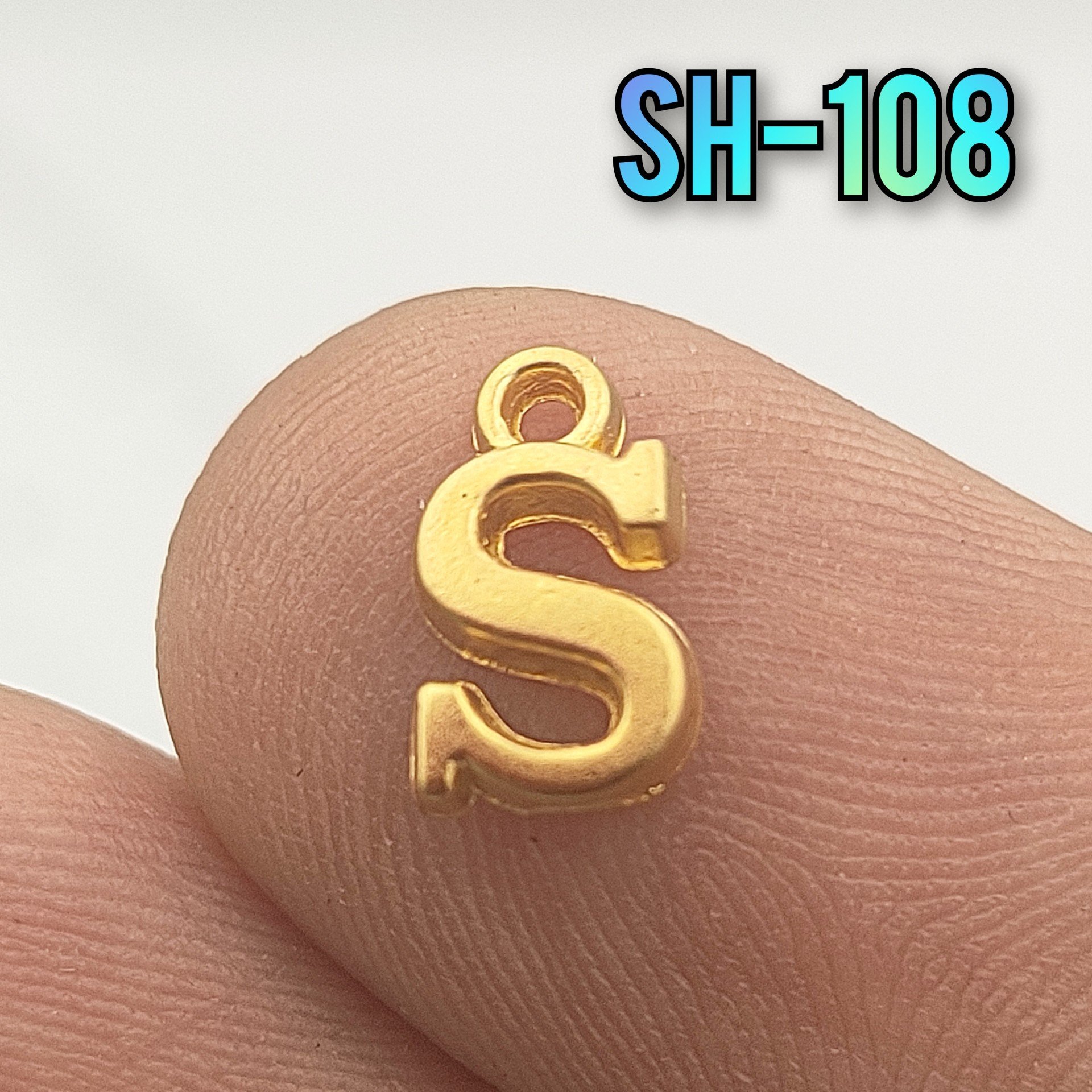 SH-108 24 Ayar Mat Altın Kaplama S Harf Sallantı