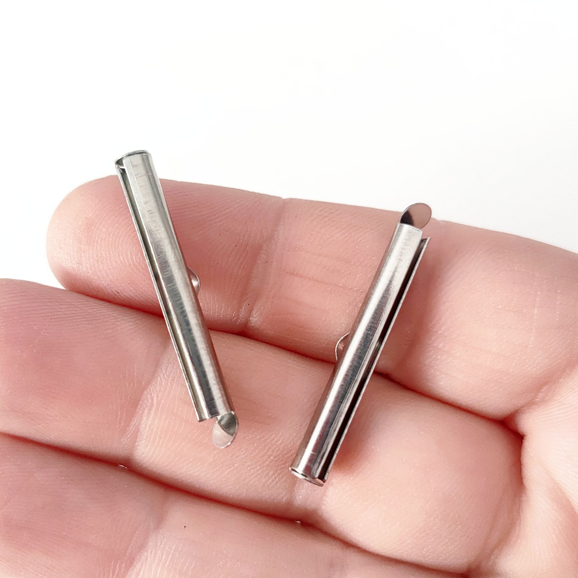 ÇLA-048 A Kalite Gümüş Renk 316L Cerrahi Çelik Korniş Kapama 30 mm