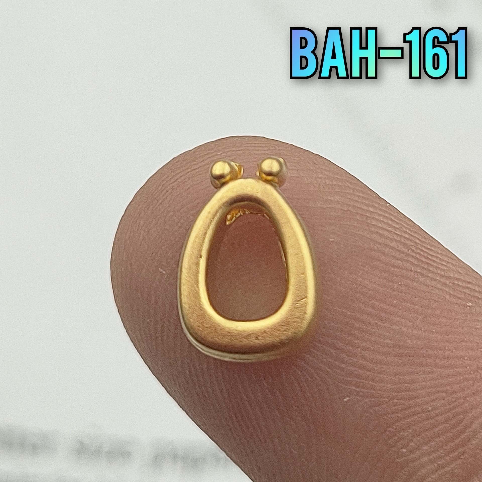 BAH-161 24 Ayar Mat Altın Kaplama Ö Harfi Boncuk