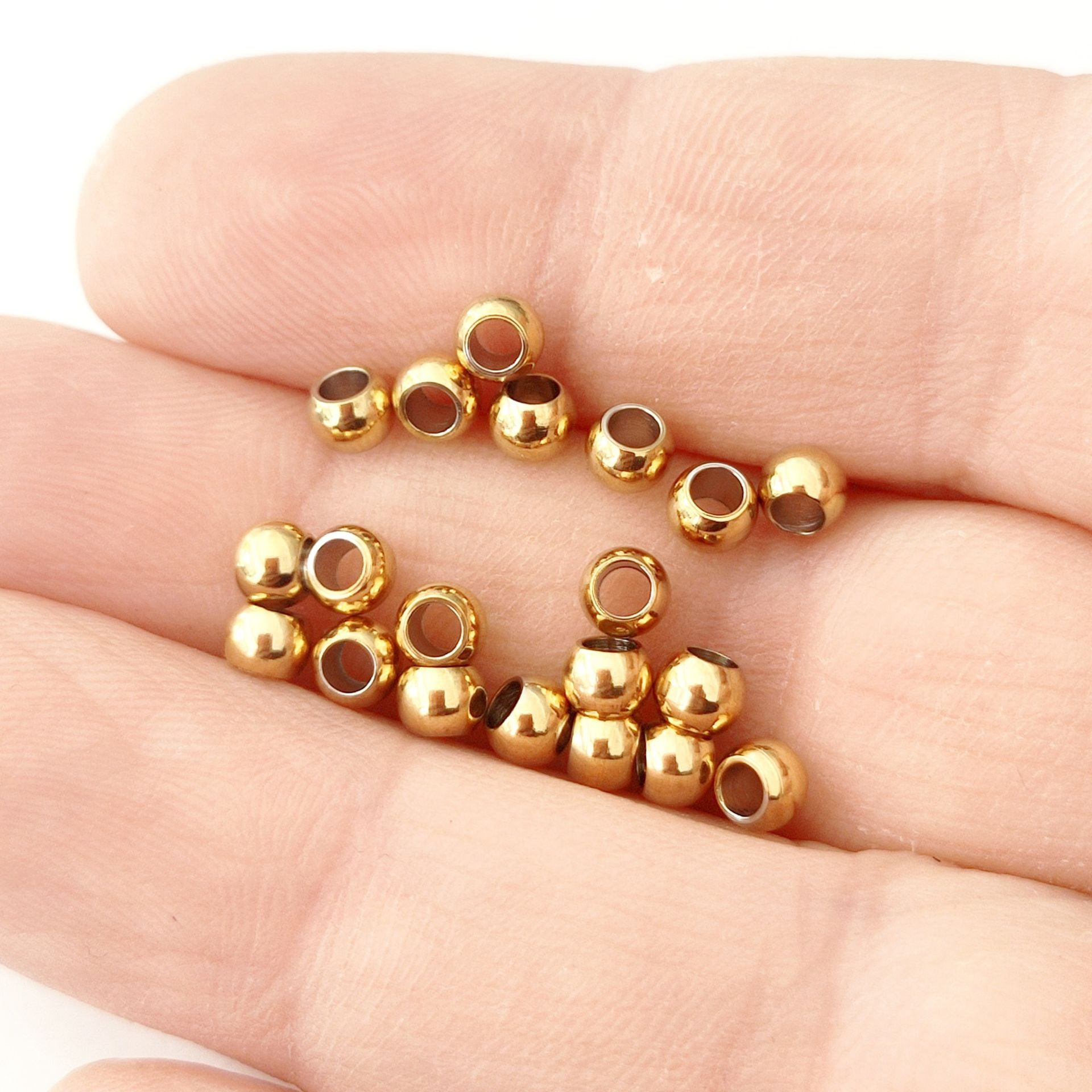 ÇLB-17 A Kalite Kaplama Geniş Delik Altın Renk 316L Cerrahi Çelik Top Boncuk 4 mm