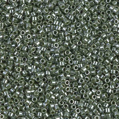 NO:129 Miyuki Delica , Miyuki Boncuk 11/0 DB1566  Yeşil