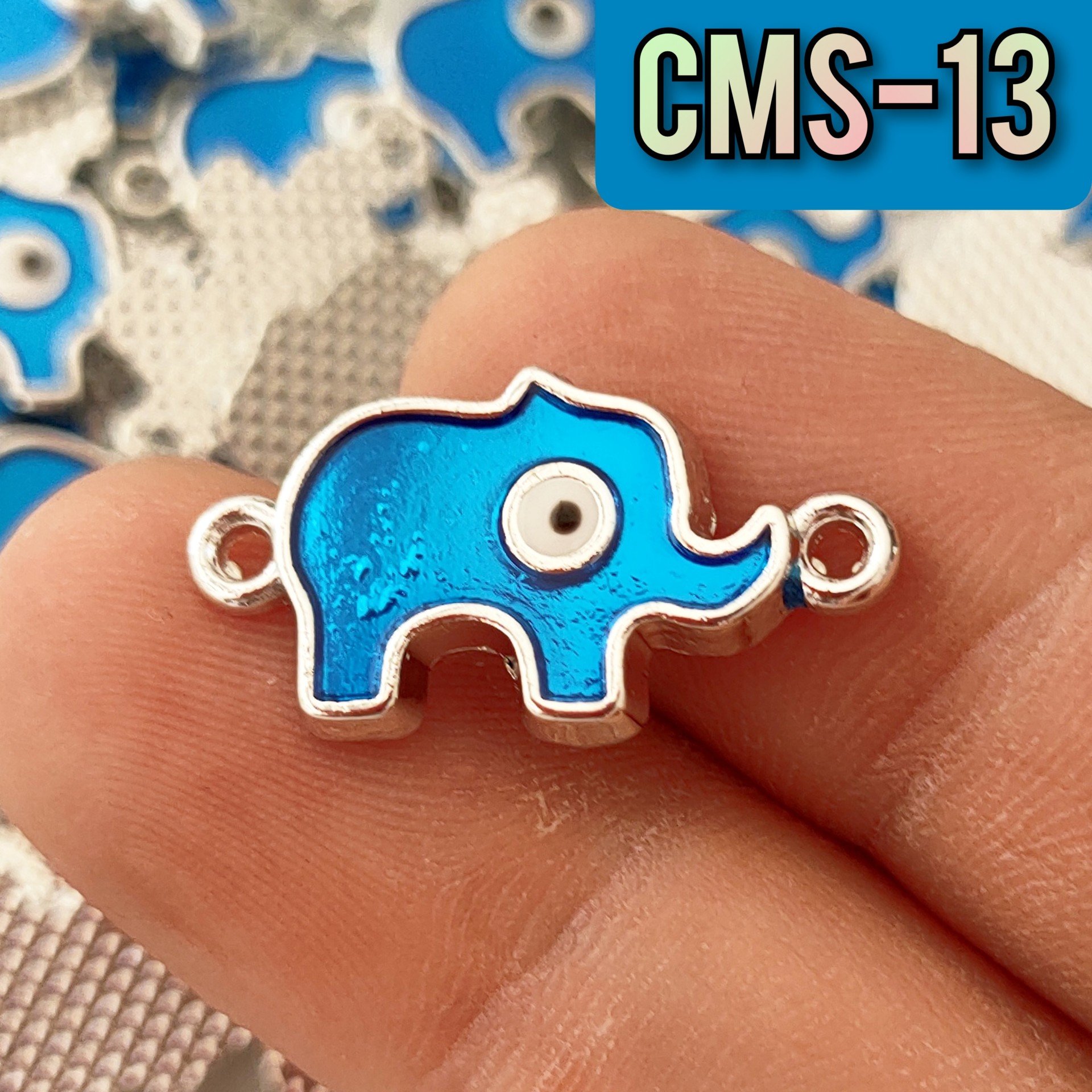 CMS-13 Rodyum Kaplama Mavi Mineli Fil Çift Kulp Sallantı