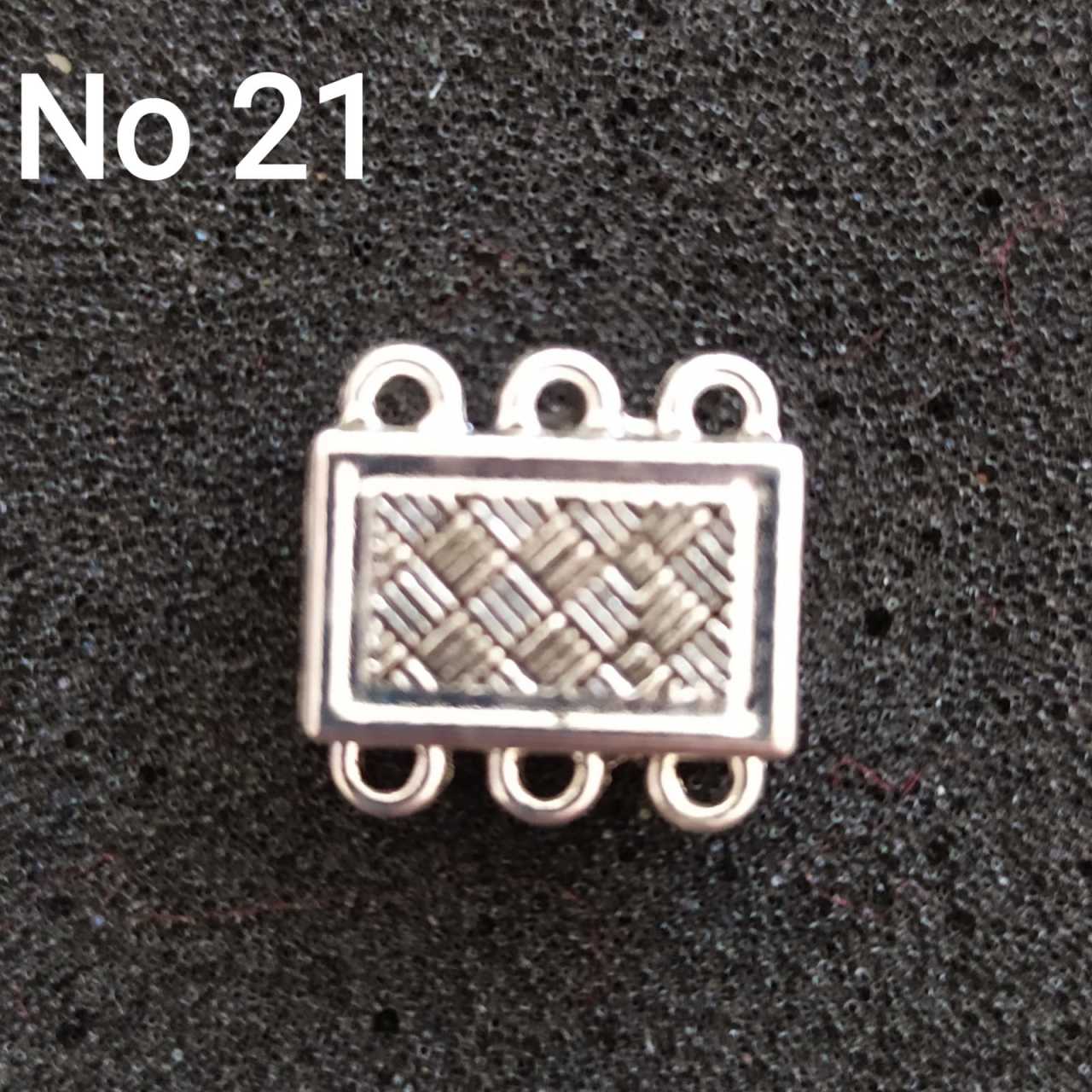 No: 21 - Üç Halkalı Gümüş Renk Dikdörtgen Mıknatıs