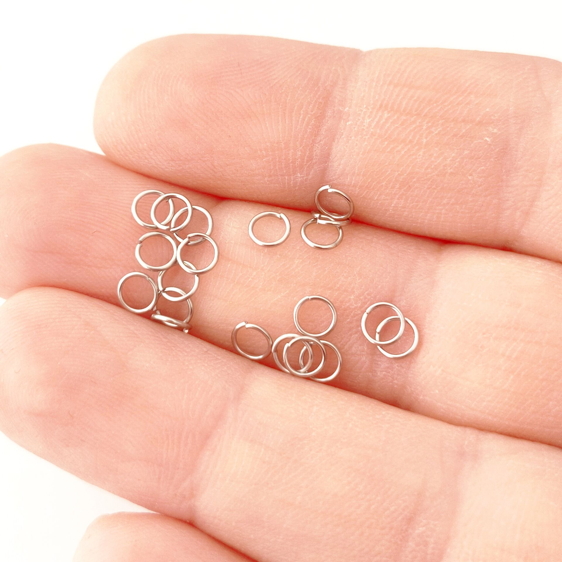 ÇLH-01 A Kalite Gümüş Renk 316L Cerrahi Çelik Miyuki Halkası