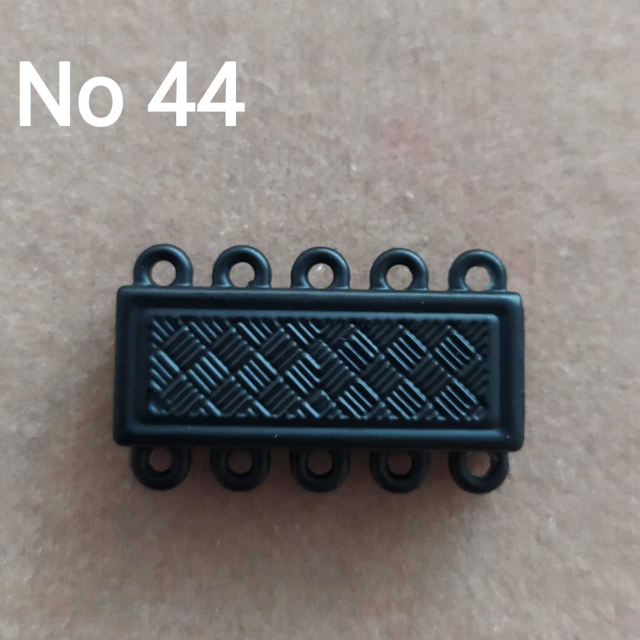 No: 44 - Beş Halkalı Siyah Dikdörtgen Mıknatıs