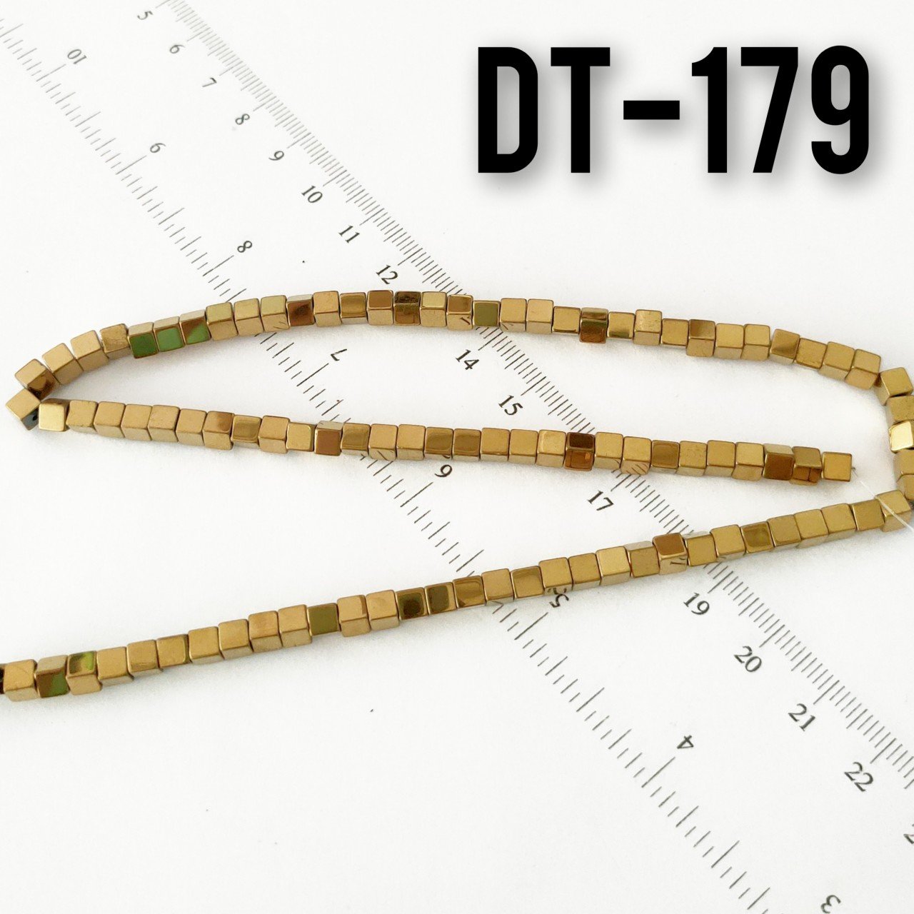 DT-179 Açık Bakır Renk  Küp Hematit 4 mm