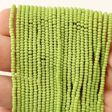 No: 071 Açık Yeşil Preciosa Dizi Kum Boncuk 11/0