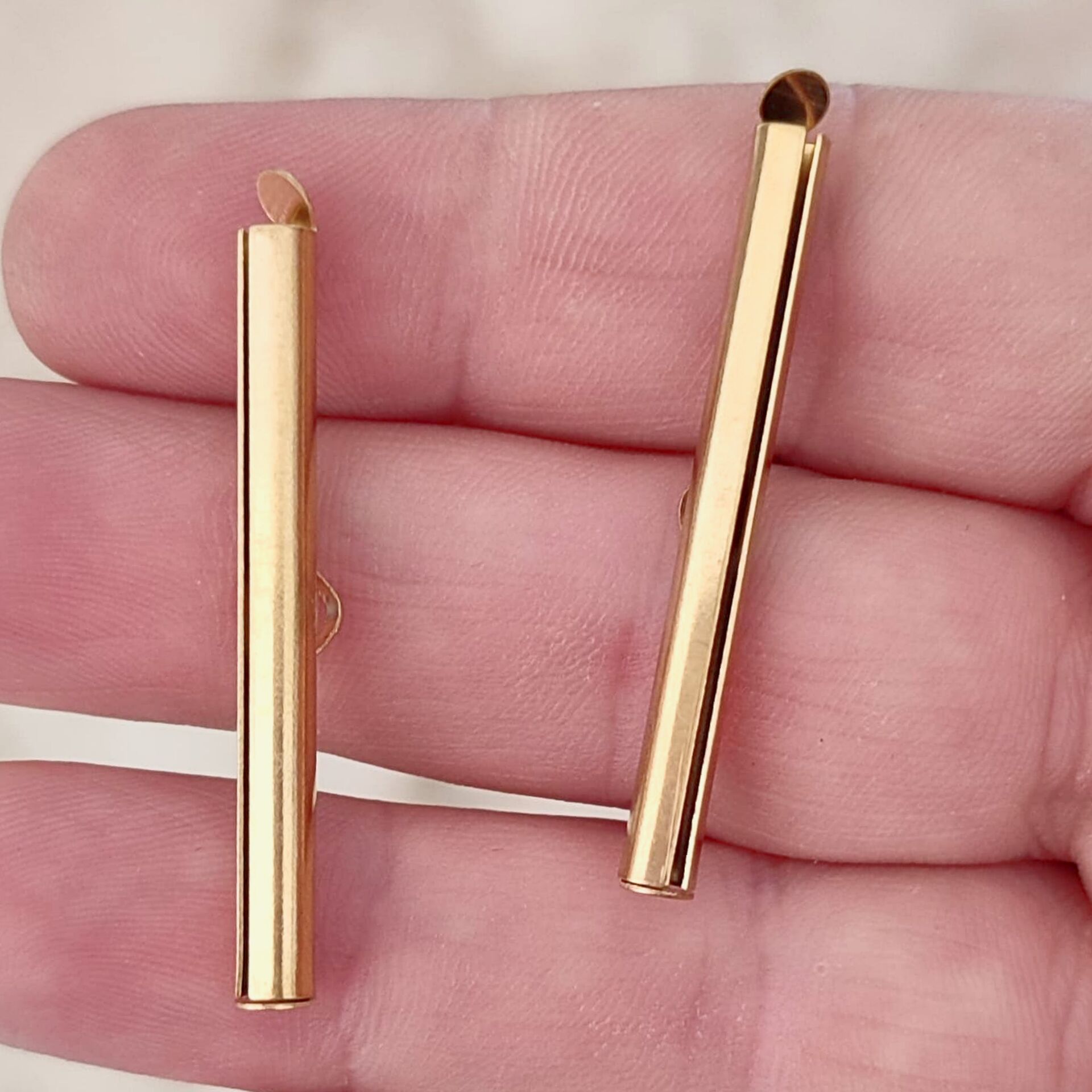 ÇLA-063 A Kalite Kaplama Altın Renk 316L Cerrahi Çelik Korniş Kapama 40 mm