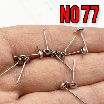No : 77 Rodyum Kaplama Küçük Çivi Küpe