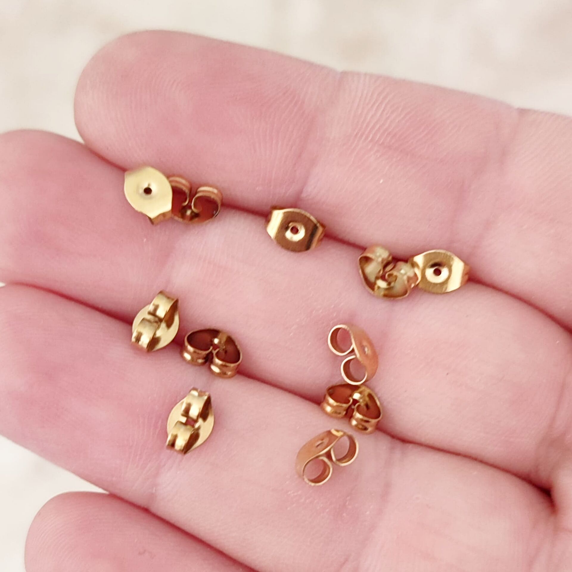 ÇLK-76 A Kalite Kaplama Altın Renk 316L Cerrahi Çelik Kelebek Küpe Arkalığı