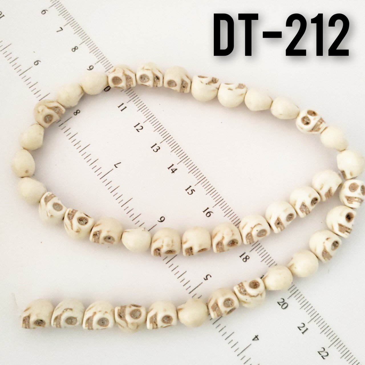 Dt-212 İmitasyon Krem Renk Kafatası Turkuaz Dizi