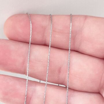 ÇLZ-56 A Kalite Gümüş Renk 316L Cerrahi Çelik İnce Kobra ( Kıl ) Zincir 0.6 mm