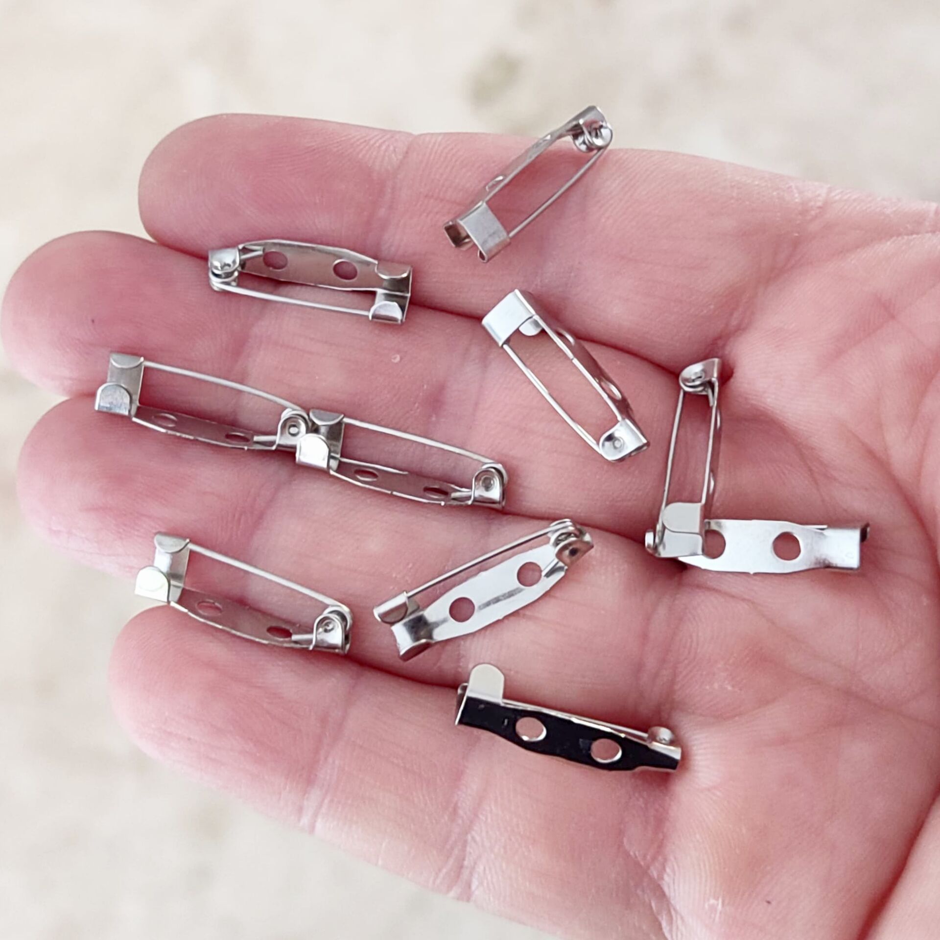 BRŞ-14 Gümüş Renk Broş İğnesi 2 cm