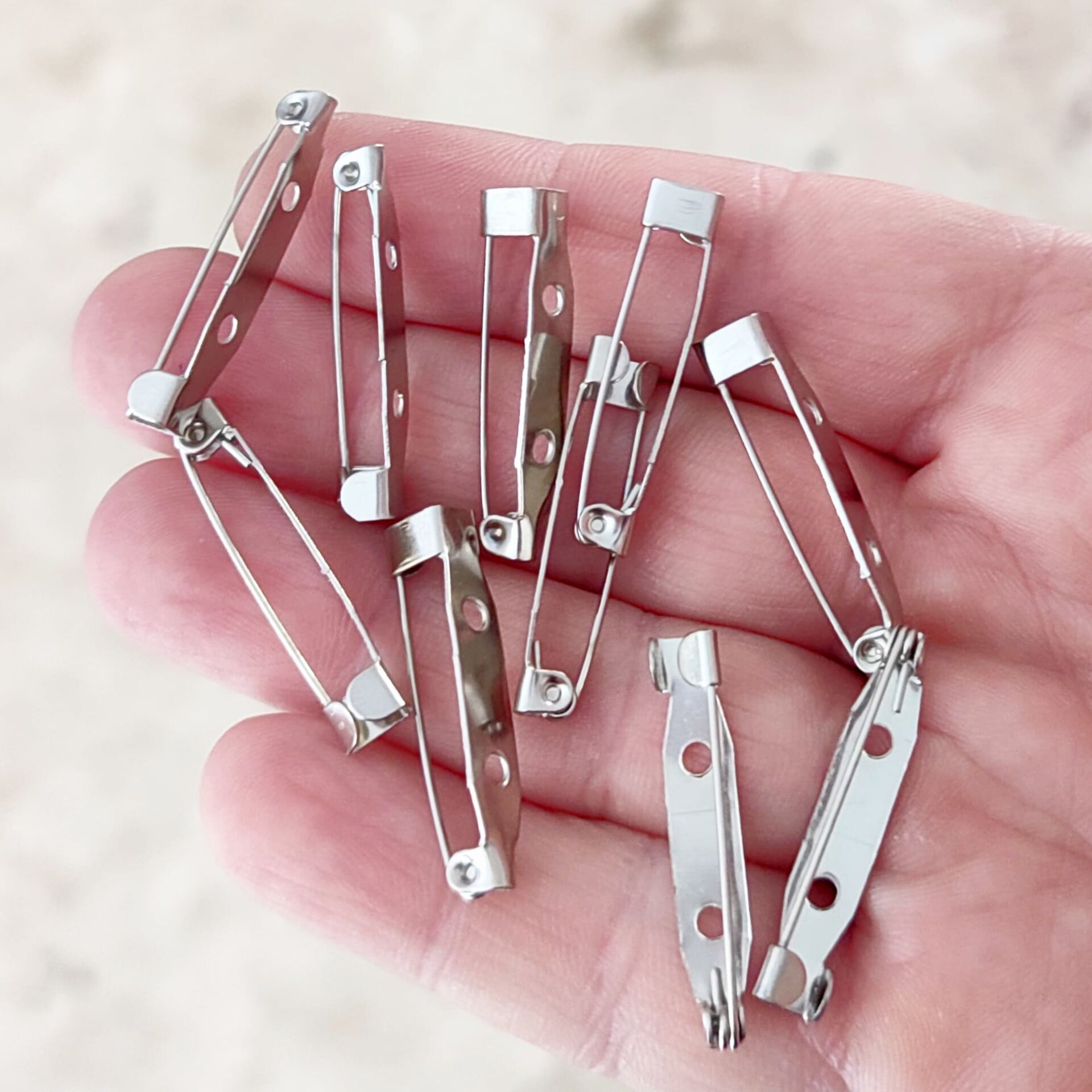 BRŞ-15 Gümüş Renk Broş İğnesi 3 cm