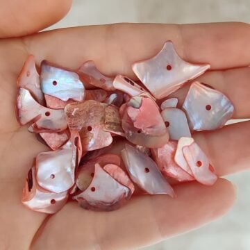 DKB-001 Kırık Deniz Kabuğu Boncuk