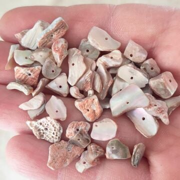 DKB-005 Kırık Deniz Kabuğu Boncuk