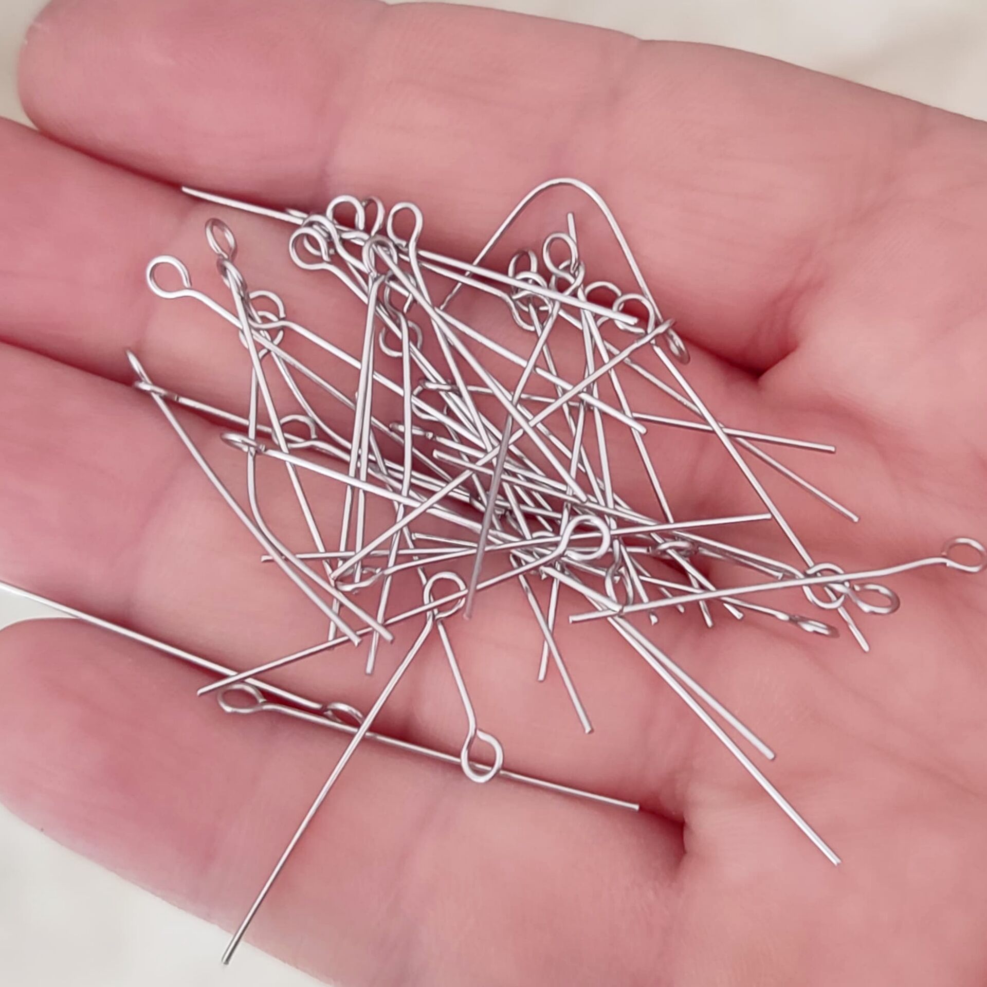 ÇLA-84 A Kalite Gümüş Renk 316L Cerrahi Çelik Halkalı Takı Çivisi 30 mm