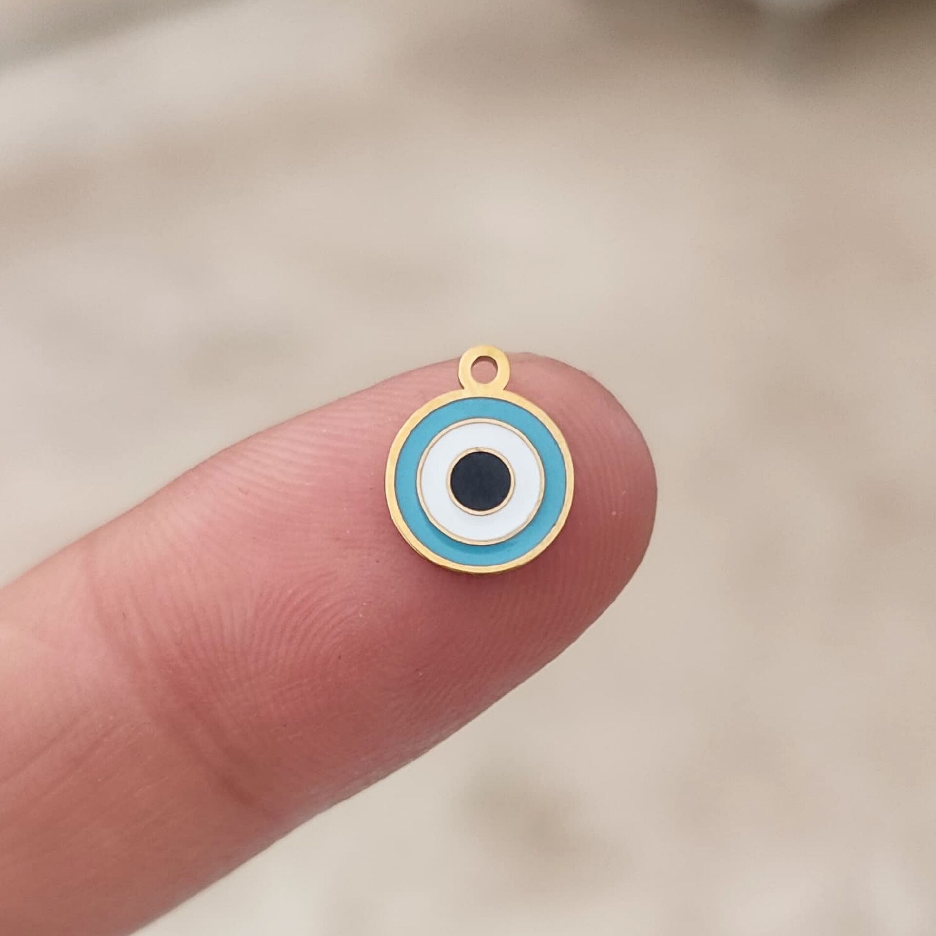 ÇLS-20 A Kalite Kaplama Altın Renk 316L Cerrahi Çelik Mini Mineli Nazar Sallantı