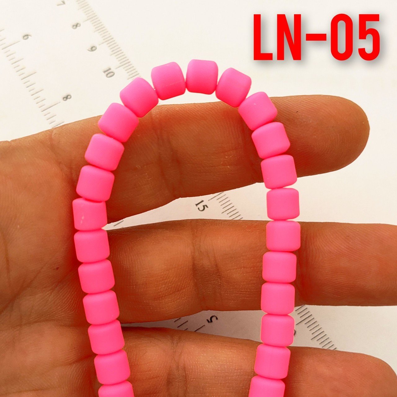 LN-05 Neon Pembe Lino Boncuk 6 mm