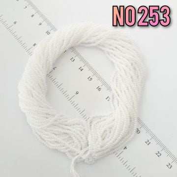 No: 253 Yarı Şeffaf Parlak Beyaz (sedefli) Preciosa Dizi Kum Boncuk 11/0