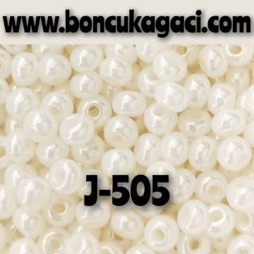 J-505 Parlak Açık Krem Preciosa Jabloneks Kum Boncuk 6/0 (4mm)