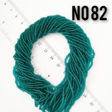 No: 082 Şeffaf Yeşil Preciosa Dizi Kum Boncuk 11/0