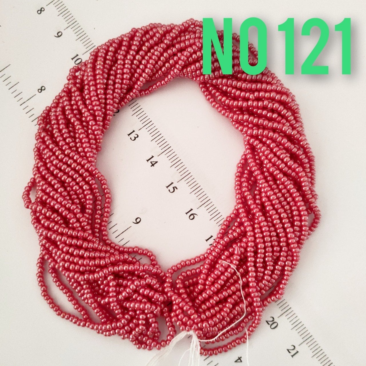 No: 121 Sedefli Mercan Kırmızı Preciosa Dizi Kum Boncuk 11/0