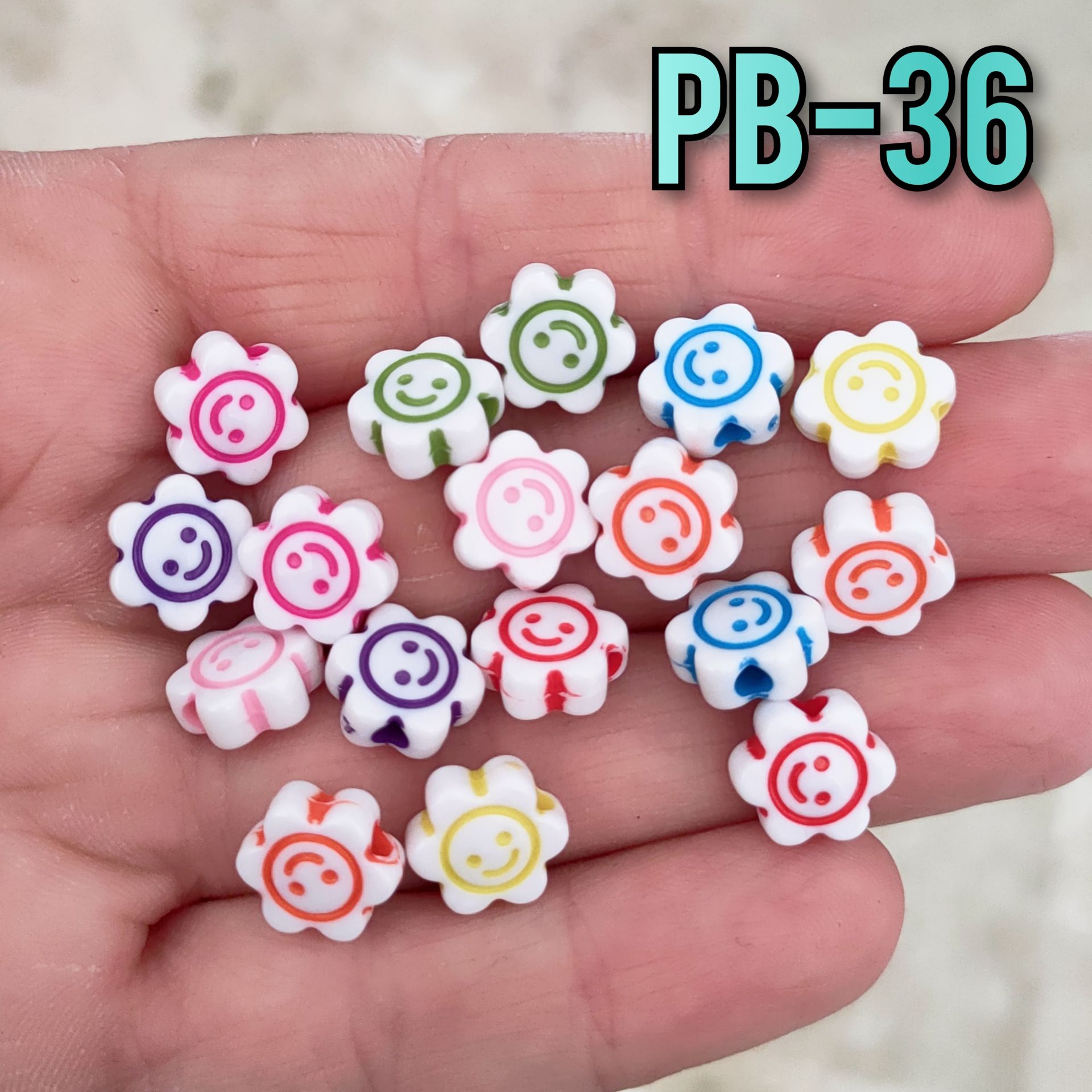 Pb-36 Beyaz Üzeri Karışık Renk Çizgili Plastik Emoji Çiçek