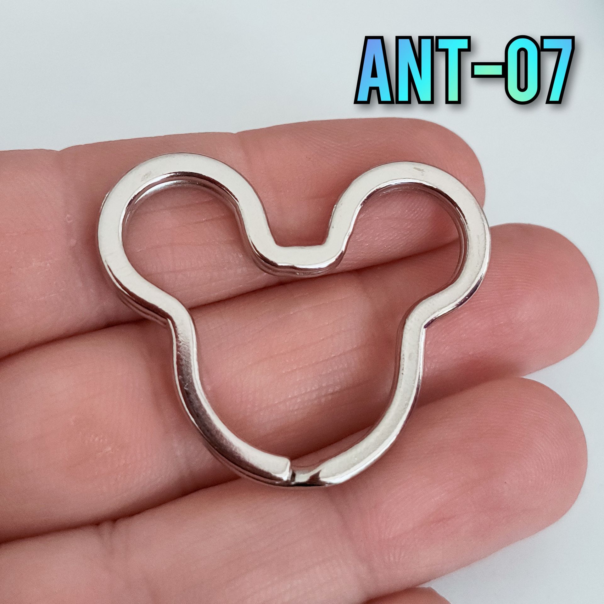 Ant-07 Gümüş Renk Micky Anahtarlık Halkası 39 x 34 mm