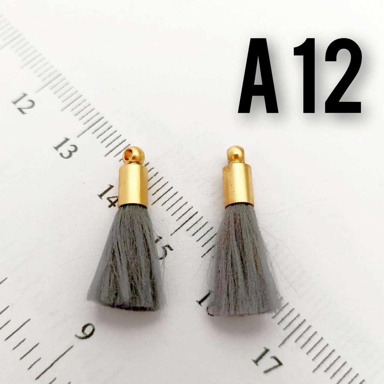 A12 Gri  Miyuki Püskülü
