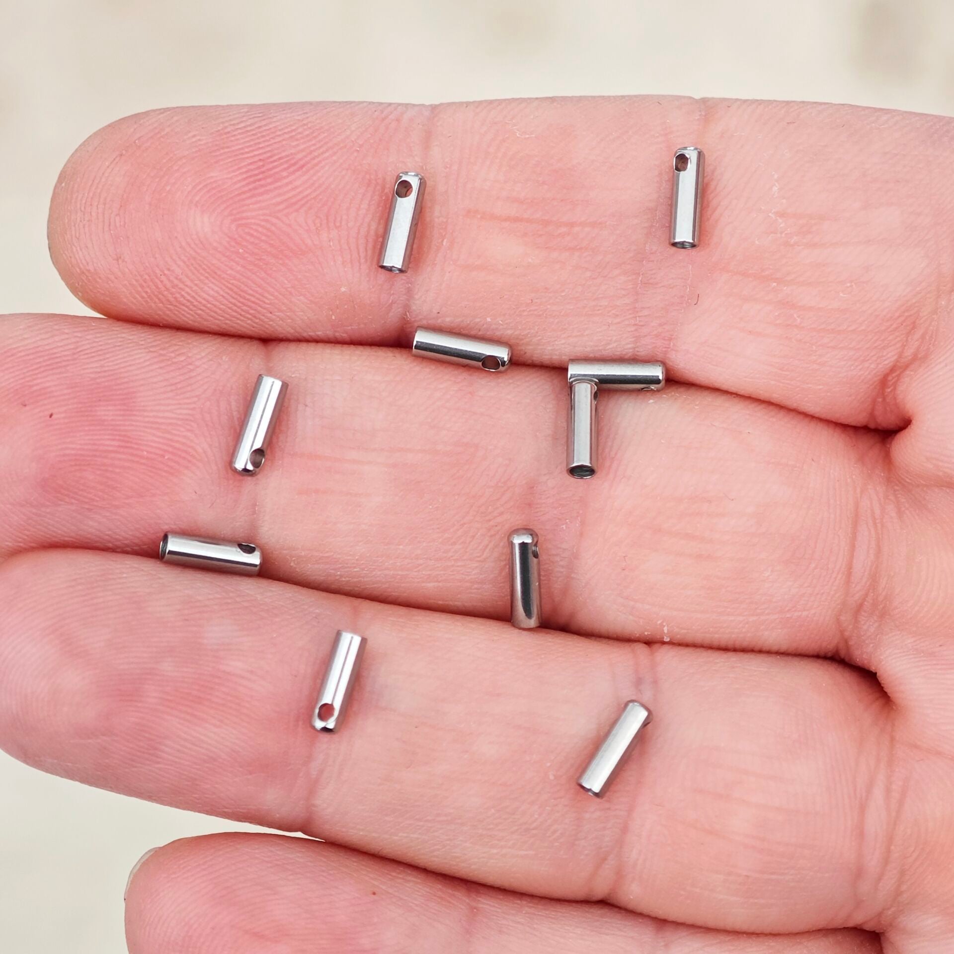 ÇLA-95 A Kalite Gümüş Renk 316L Cerrahi Çelik Kapsül Kapama 1 mm (İç Çap)