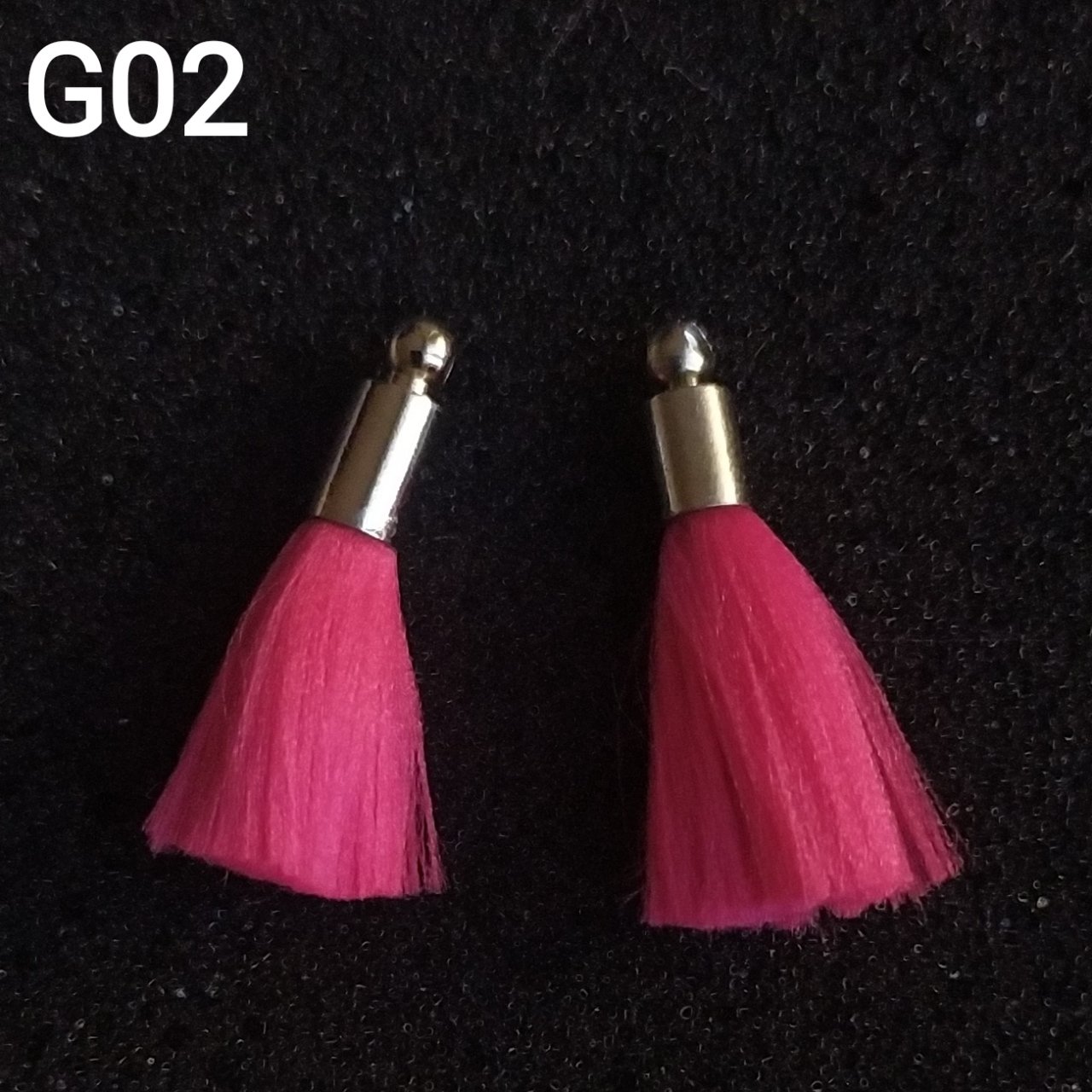 G02 Fuşya Pembe Miyuki Püskülü