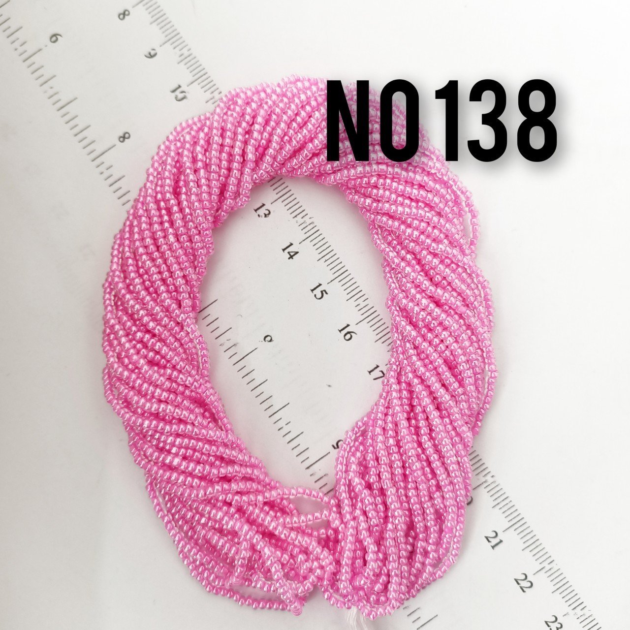 No: 138 İçten Boyalı Pembe Dizi Kum Boncuk 11/0