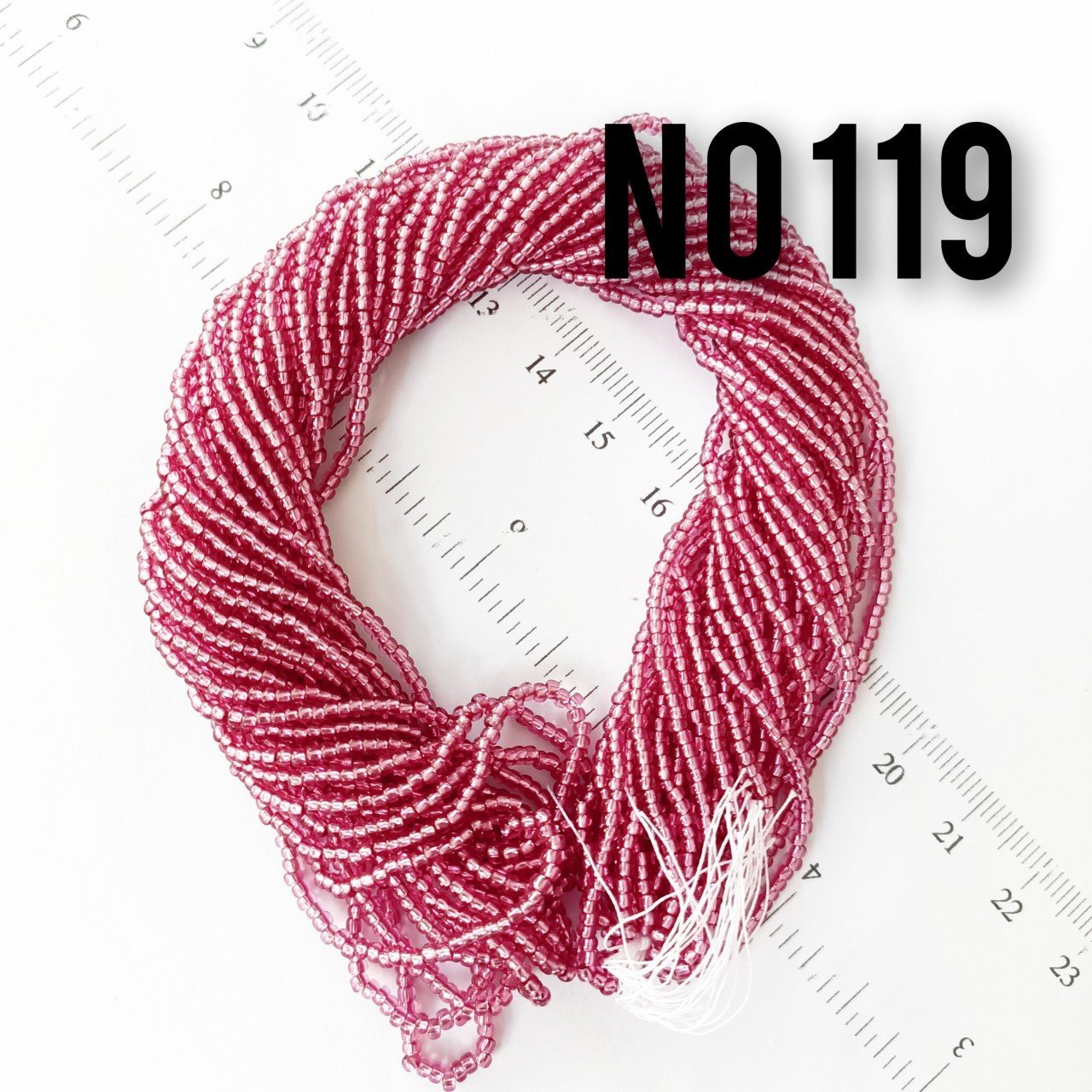 No: 119 Kristal Koyu Pembe Dizi Kum Boncuk 11/0