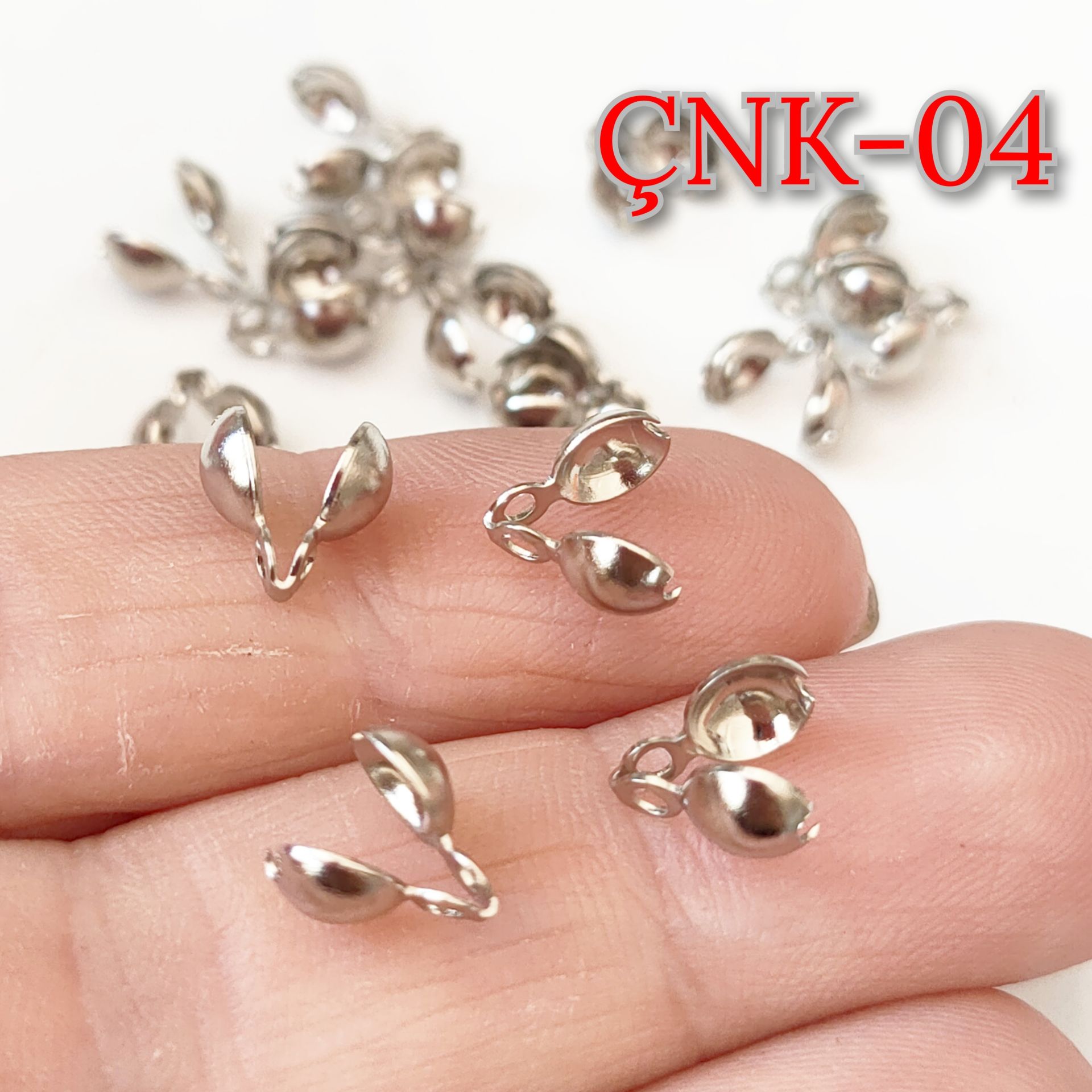 ÇNK-04 Gümüş Renk Pirinç Çan Kapama