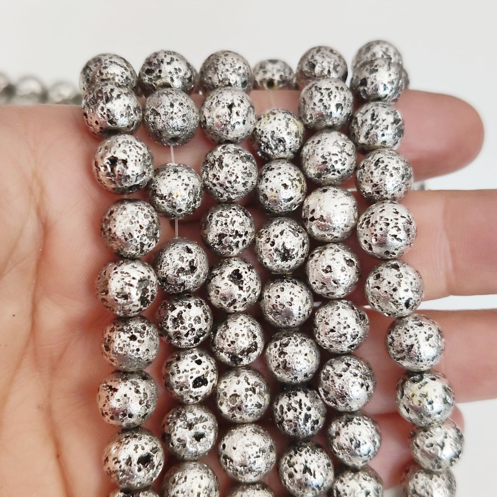DT-304 Eskitme Gümüş Kaplama Lav Taşı Dizi 8 mm