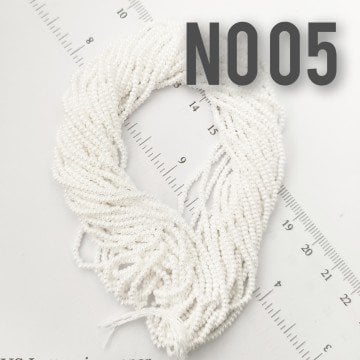 No: 005 Parlak Beyaz Preciosa Dizi Kum Boncuk 11/0